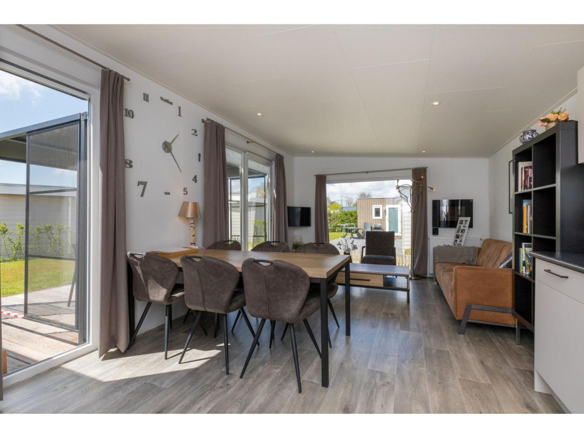 Brand New Chalets At 10 Minutes From The Oosterschelde Heinkenszand Exterior photo