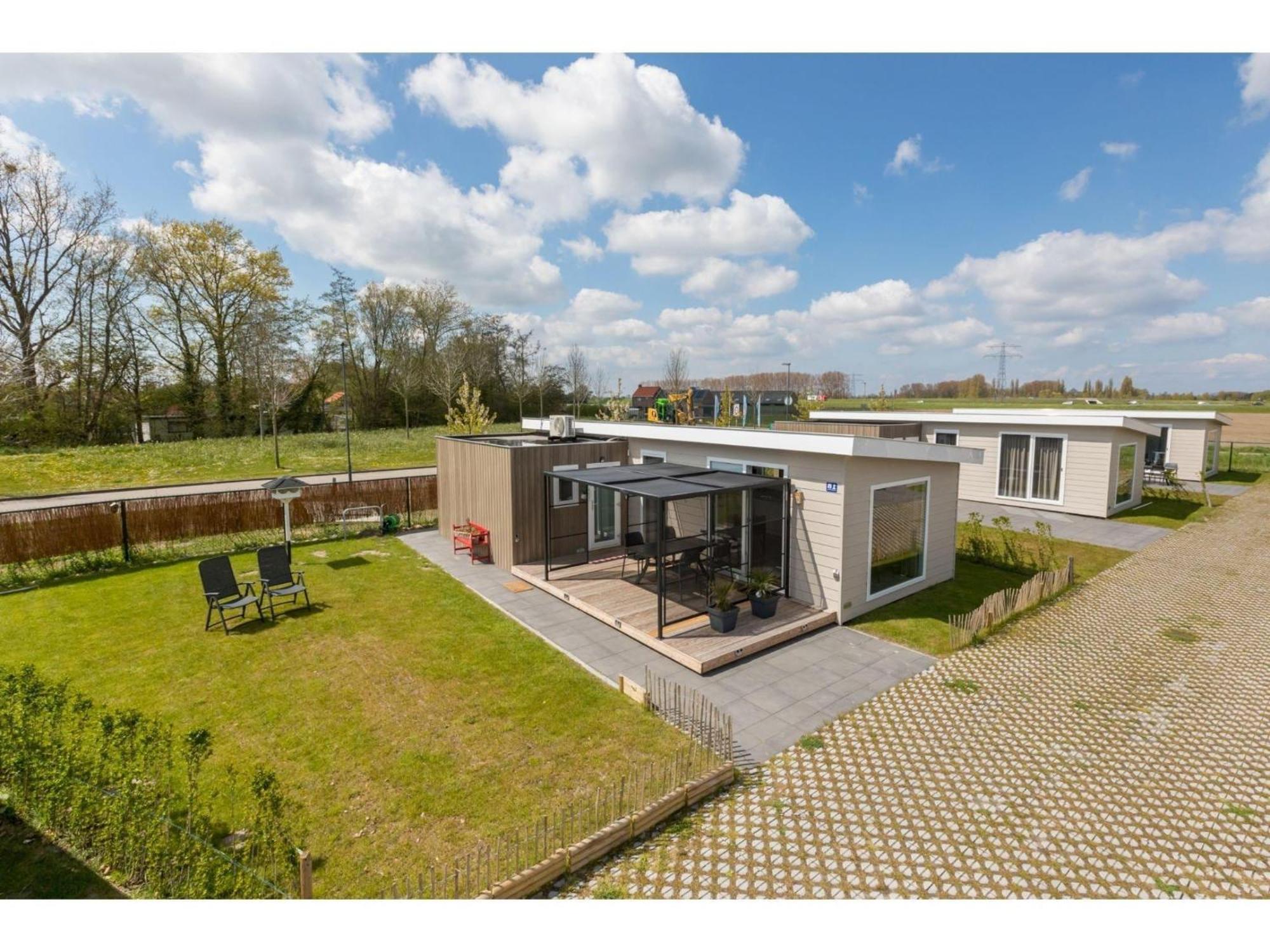 Brand New Chalets At 10 Minutes From The Oosterschelde Heinkenszand Exterior photo