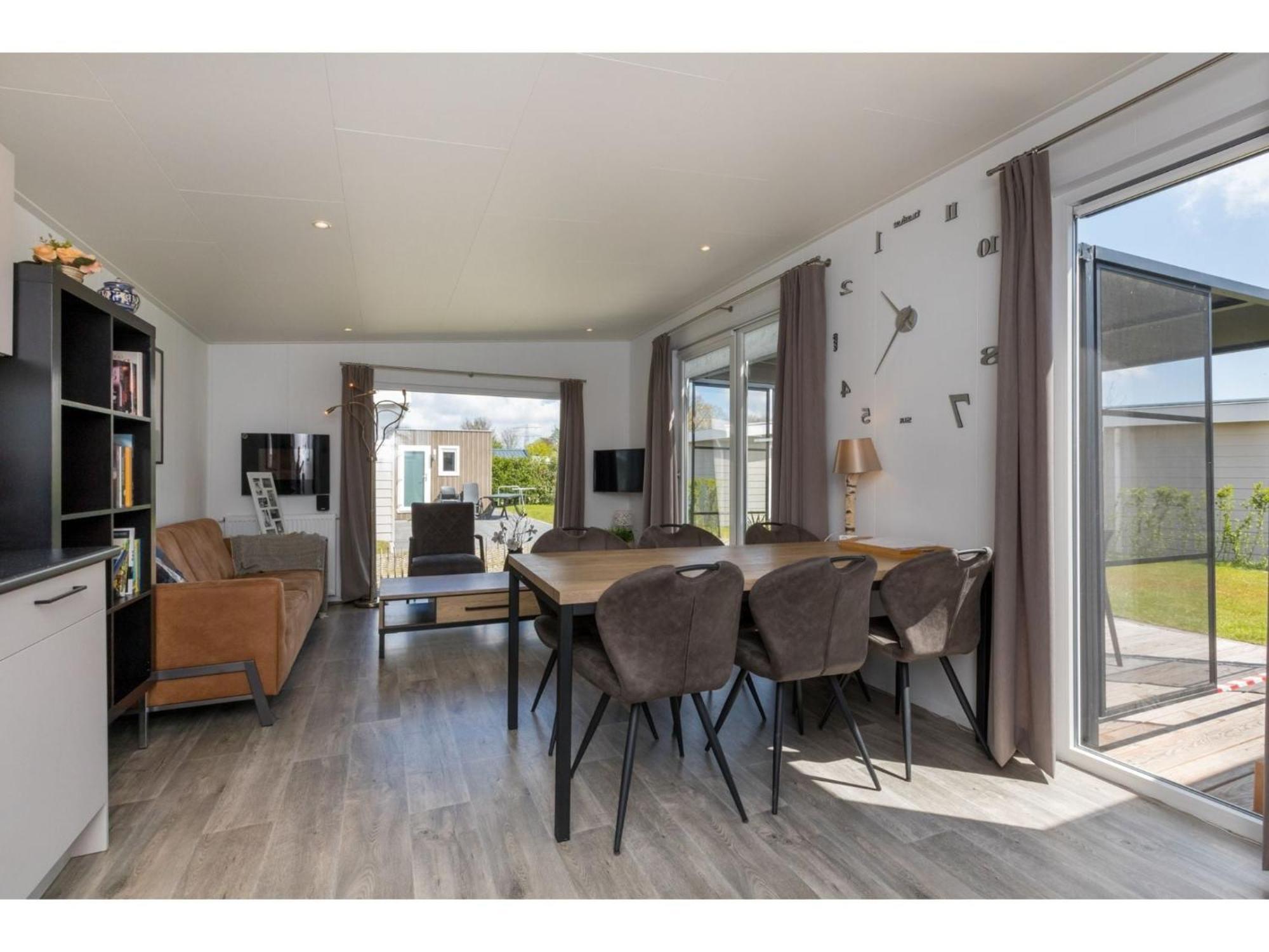Brand New Chalets At 10 Minutes From The Oosterschelde Heinkenszand Exterior photo
