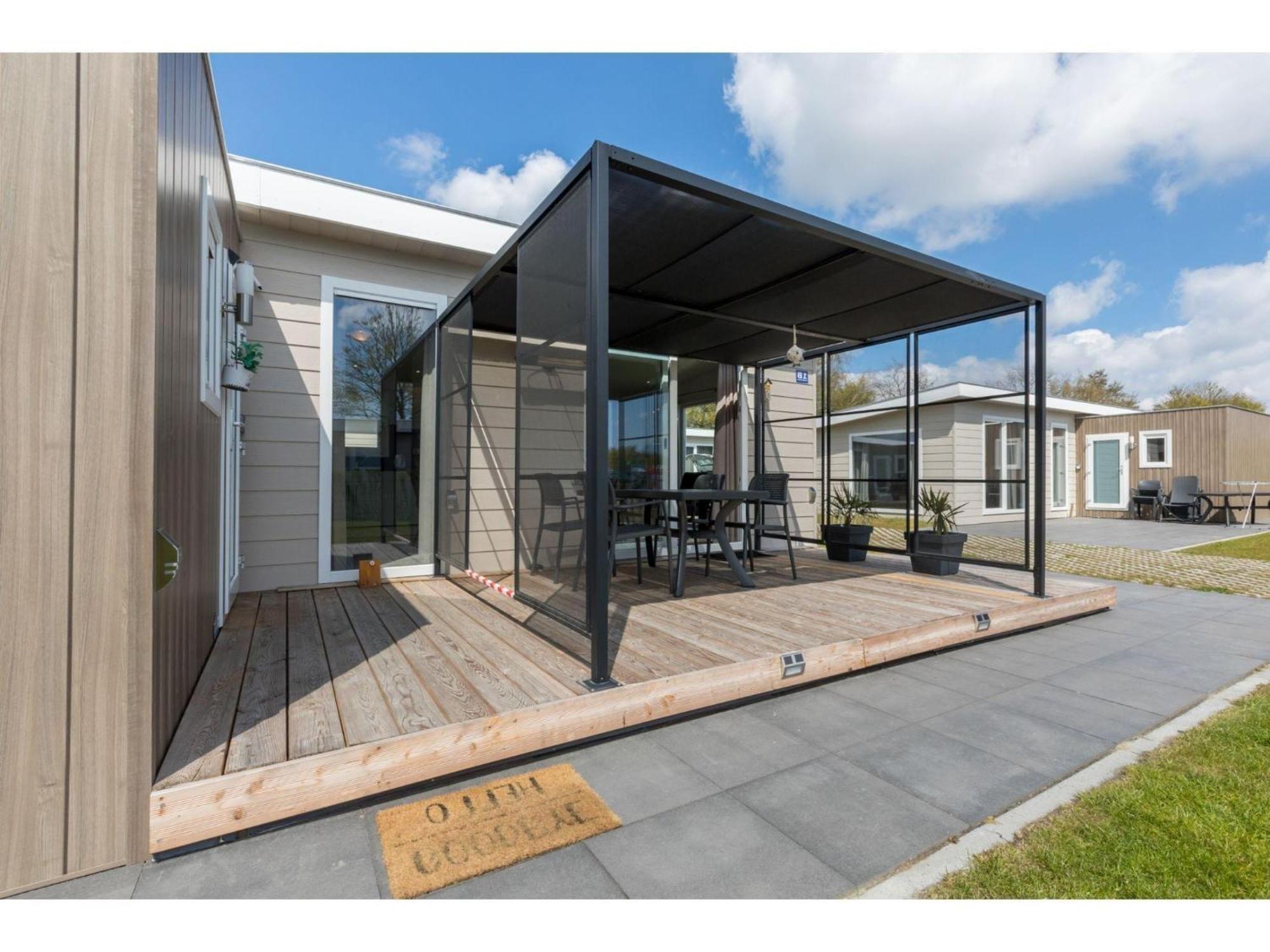 Brand New Chalets At 10 Minutes From The Oosterschelde Heinkenszand Exterior photo